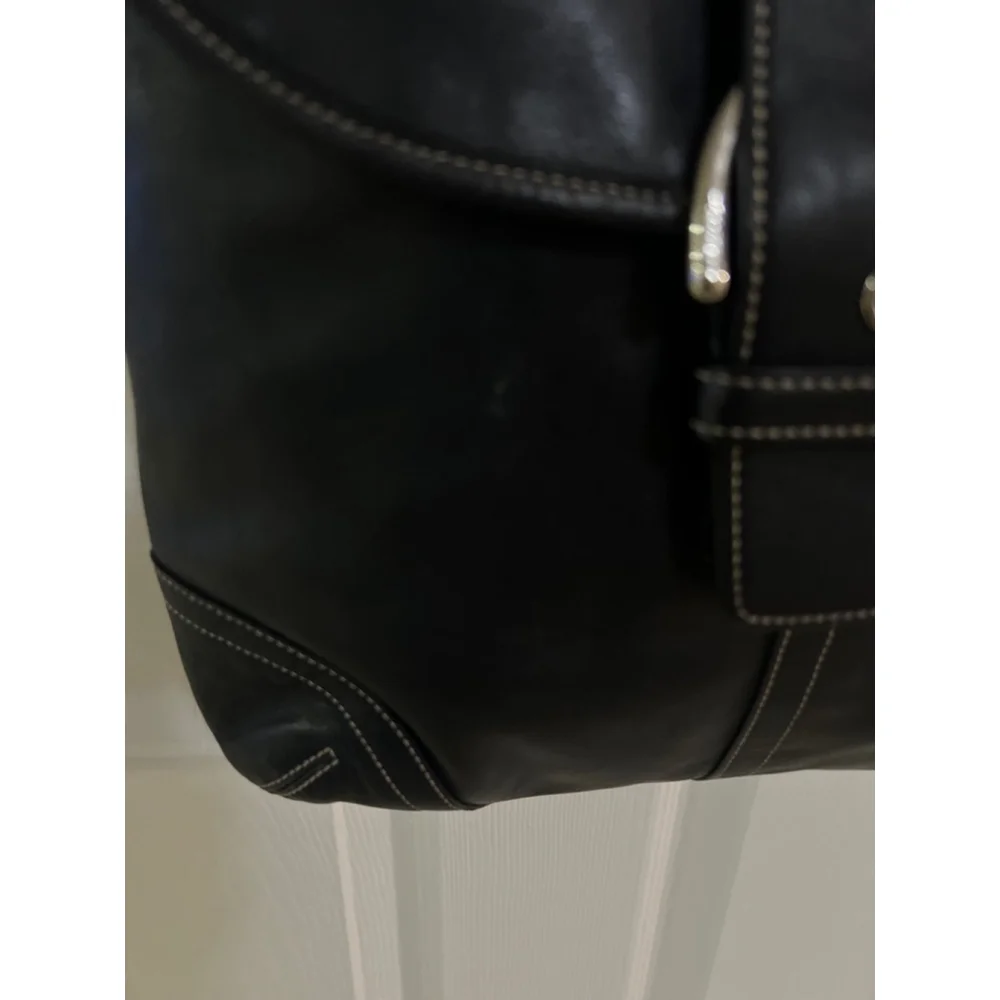 Coach 2003 soho flap buckle crossbody Black pre owned excellent for age - Picture 3 of 11
